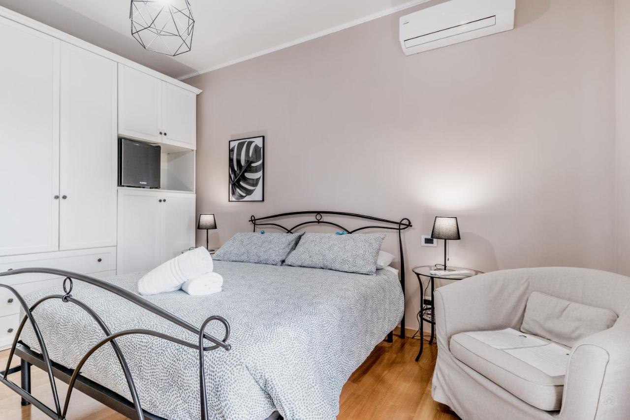 B&B A Casa Di Giulia Guidonia Kültér fotó