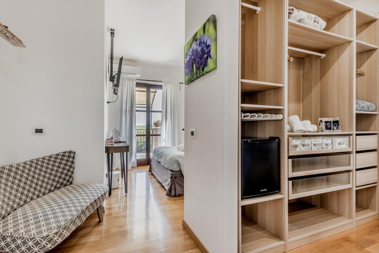 B&B A Casa Di Giulia Guidonia Kültér fotó