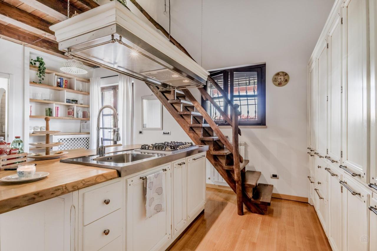 B&B A Casa Di Giulia Guidonia Kültér fotó